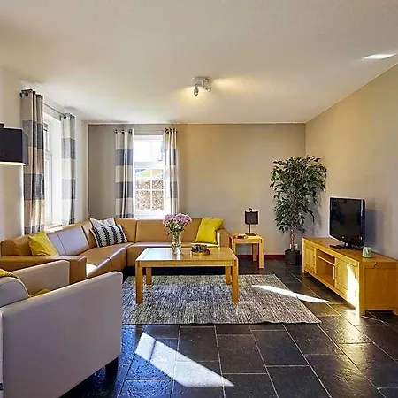 In Limburg With Subtropical Pool Hotel 4*